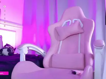 Maddieash  live sex cam