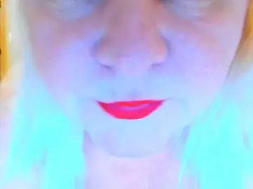 MiraRobens1  live sex cam