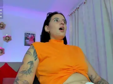 Naiely-Naides  live sex cam