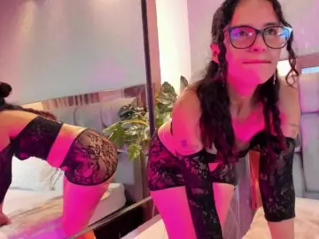 Scarlett-1  live sex cam