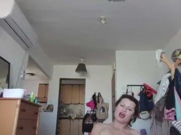 Susi177  live sex cam