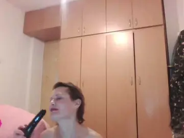 Susi177  live sex cam