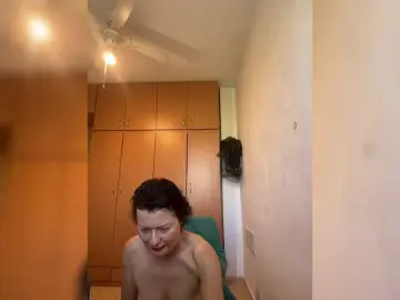 Susi177  live sex cam