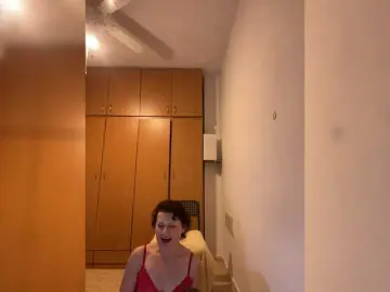 Susi177  live sex cam