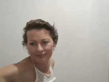 Susi177  live sex cam