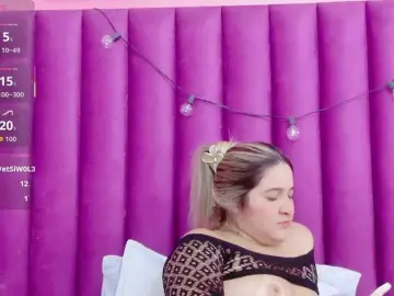 Collegepawglovedaddy  live sex cam