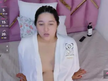 Collegepawglovedaddy  live sex cam