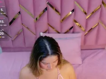 Collegepawglovedaddy  live sex cam