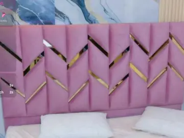 Collegepawglovedaddy  live sex cam