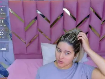 Collegepawglovedaddy  live sex cam