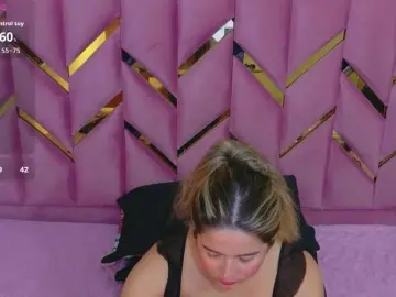 Collegepawglovedaddy  live sex cam