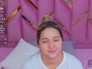 Collegepawglovedaddy  live sex cam