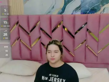 Collegepawglovedaddy  live sex cam
