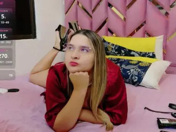 Collegepawglovedaddy  live sex cam