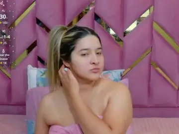 Collegepawglovedaddy  live sex cam