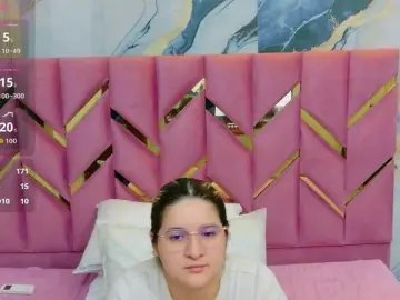 Collegepawglovedaddy  live sex cam