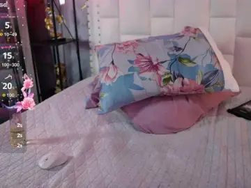 Collegepawglovedaddy  live sex cam