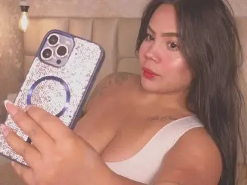 Emilyqueen3xx  live sex cam