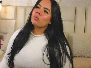 Emilyqueen3xx  live sex cam
