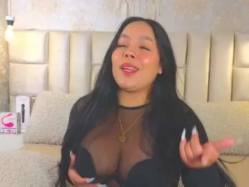 Emilyqueen3xx  live sex cam