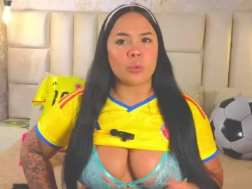 Emilyqueen3xx  live sex cam