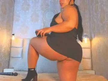 Emilyqueen3xx  live sex cam