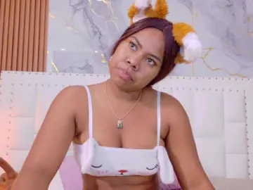 Naughtyebonyy  live sex cam