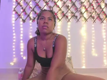 Naughtyebonyy  live sex cam