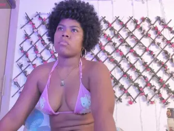 Naughtyebonyy  live sex cam