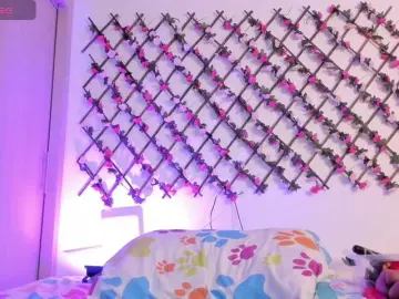 Naughtyebonyy  live sex cam