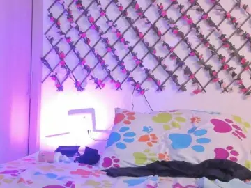 Naughtyebonyy  live sex cam