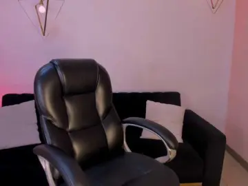 AshleyFerrer  live sex cam