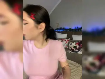 CurvyWoman-  live sex cam