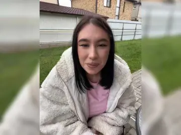 CurvyWoman-  live sex cam