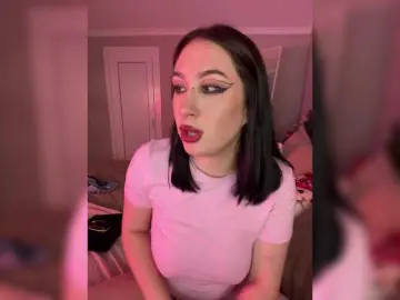 CurvyWoman-  live sex cam