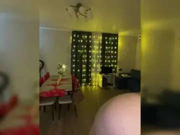 CurvyWoman-  live sex cam