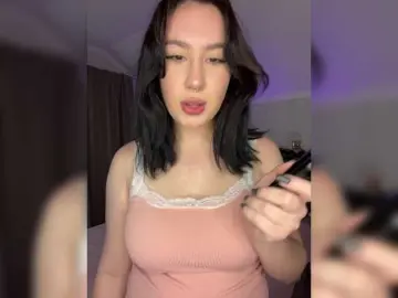 CurvyWoman-  live sex cam