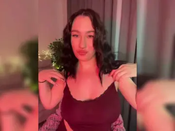 CurvyWoman-  live sex cam