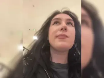 CurvyWoman-  live sex cam