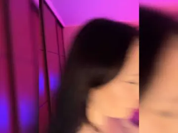 CurvyWoman-  live sex cam