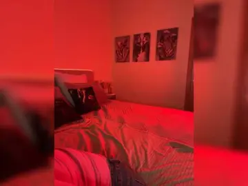 CurvyWoman-  live sex cam