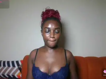 Petiteasshley  live sex cam