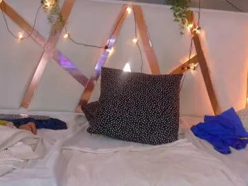 SeleneGibson  live sex cam