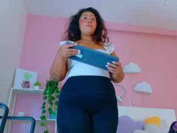 SeleneGibson  live sex cam