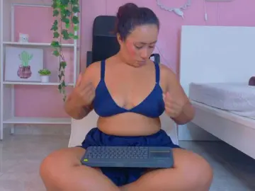 SeleneGibson  live sex cam