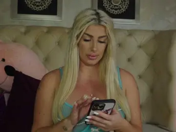 TanyaMonroe  live sex cam