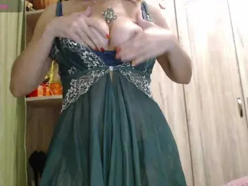 VILENIKA  live sex cam