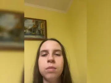 Yulichka1513  live sex cam
