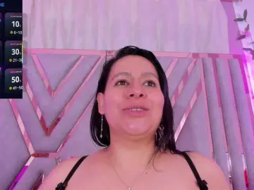 Adri-rivera  live sex cam