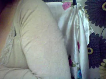 Babyhornyx  live sex cam